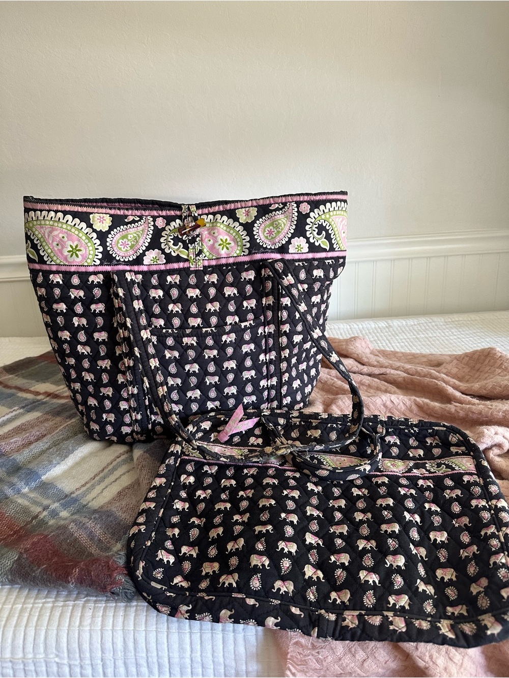 Quilted Black and Pink Paisley Tote Bag with Matching Laptop Case